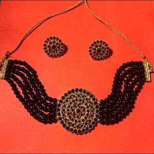 Choker set